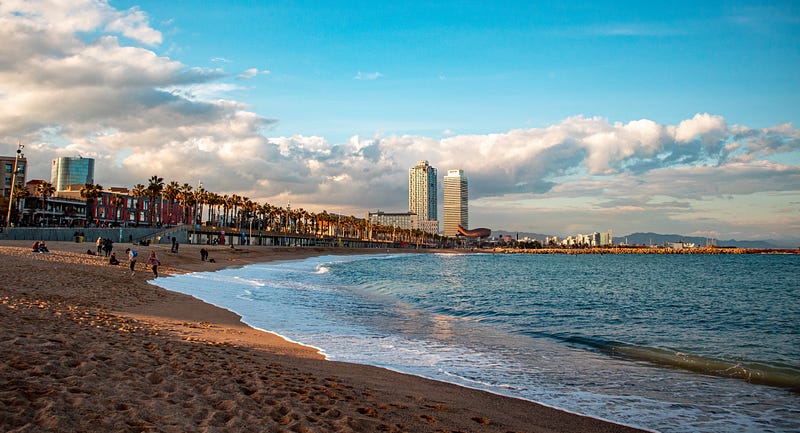 Exploring job opportunities as an expatriate in Spain