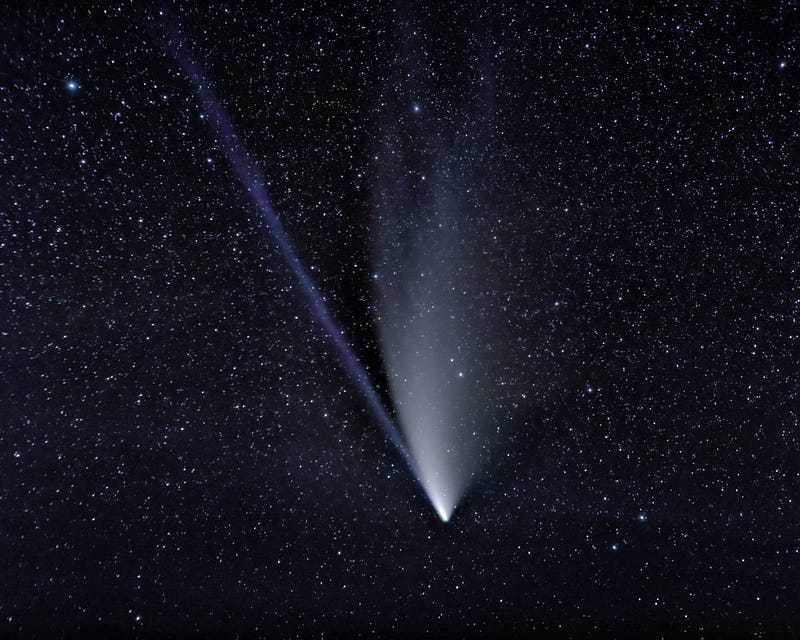 Illustration of a comet in space